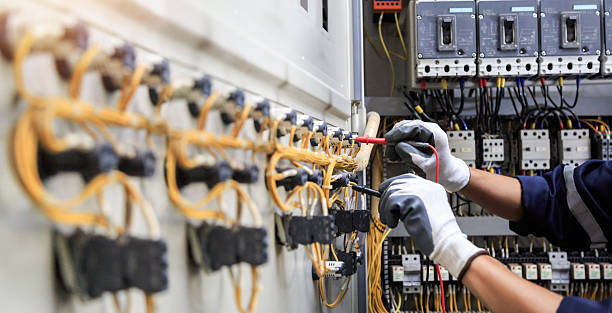 Professional Electrician technician working in North Merrick, NY